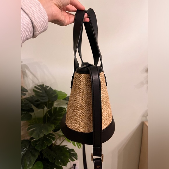 Co-lab woven small round shoulder bag - Picture 4 of 7